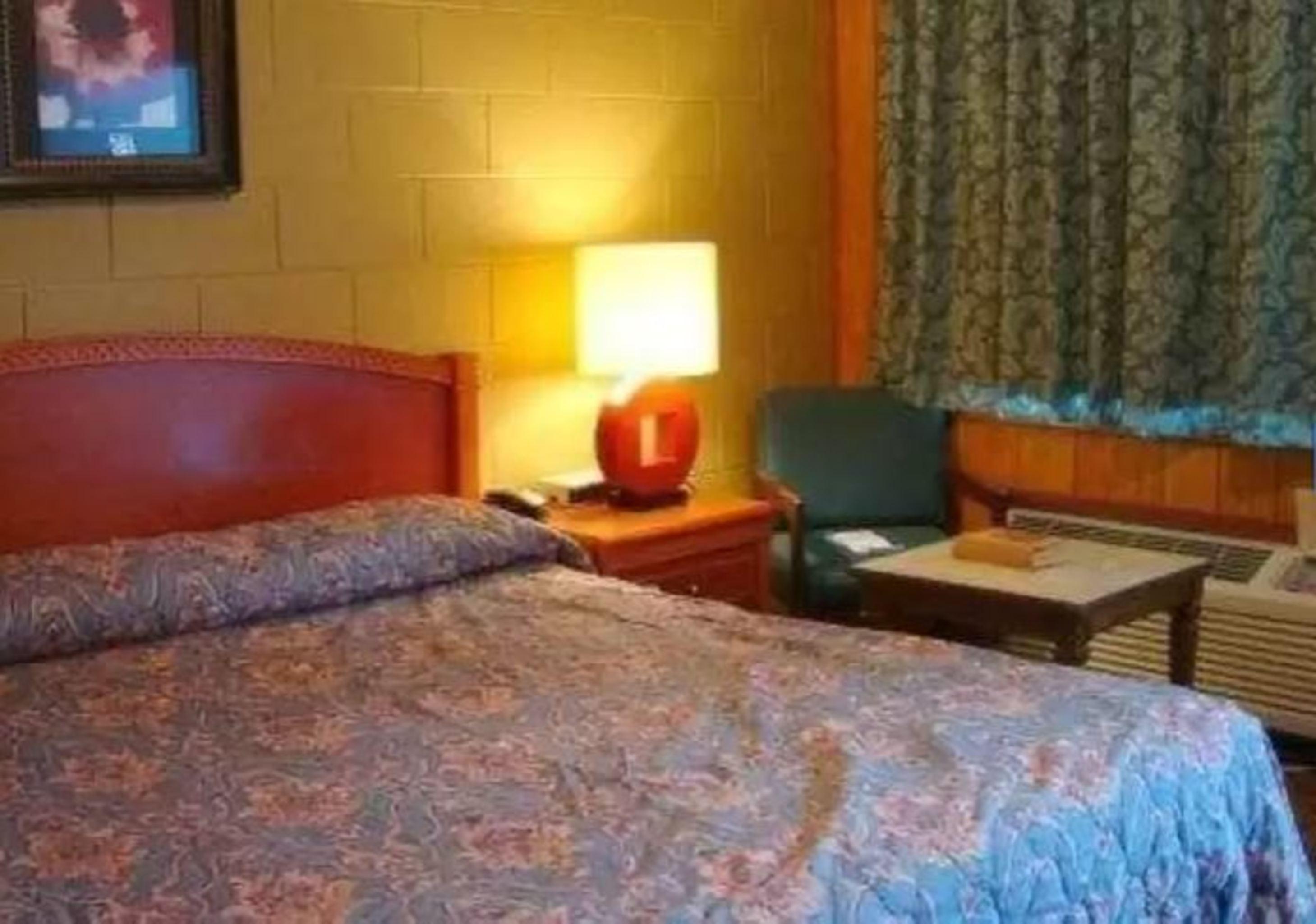 Walhalla Rodeway Inn & Suites מראה חיצוני תמונה
