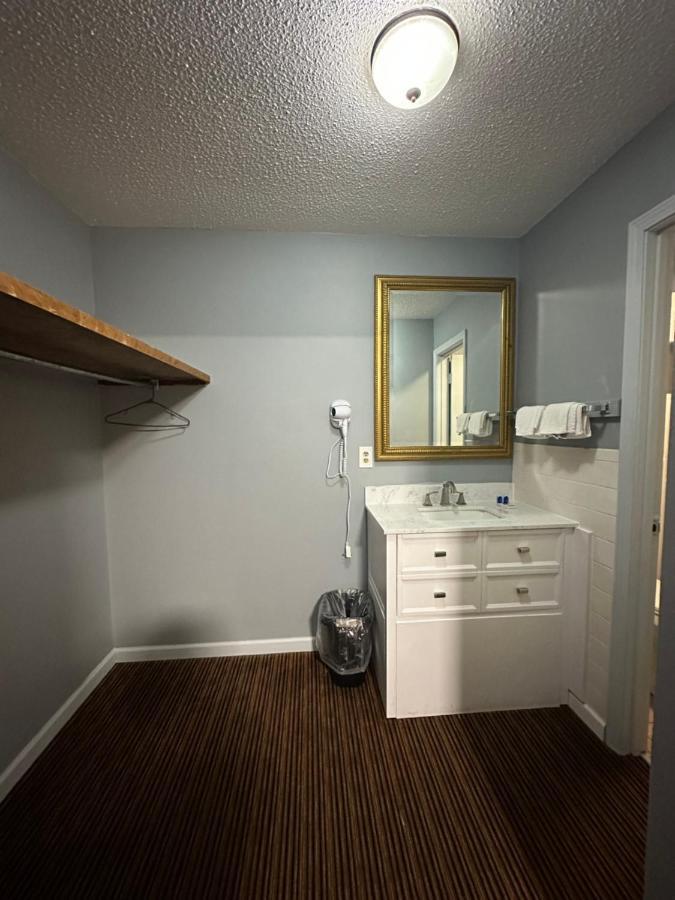 Walhalla Rodeway Inn & Suites מראה חיצוני תמונה