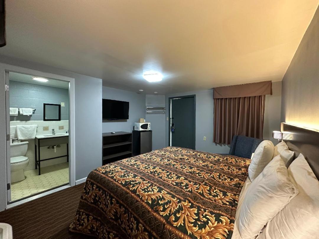 Walhalla Rodeway Inn & Suites מראה חיצוני תמונה