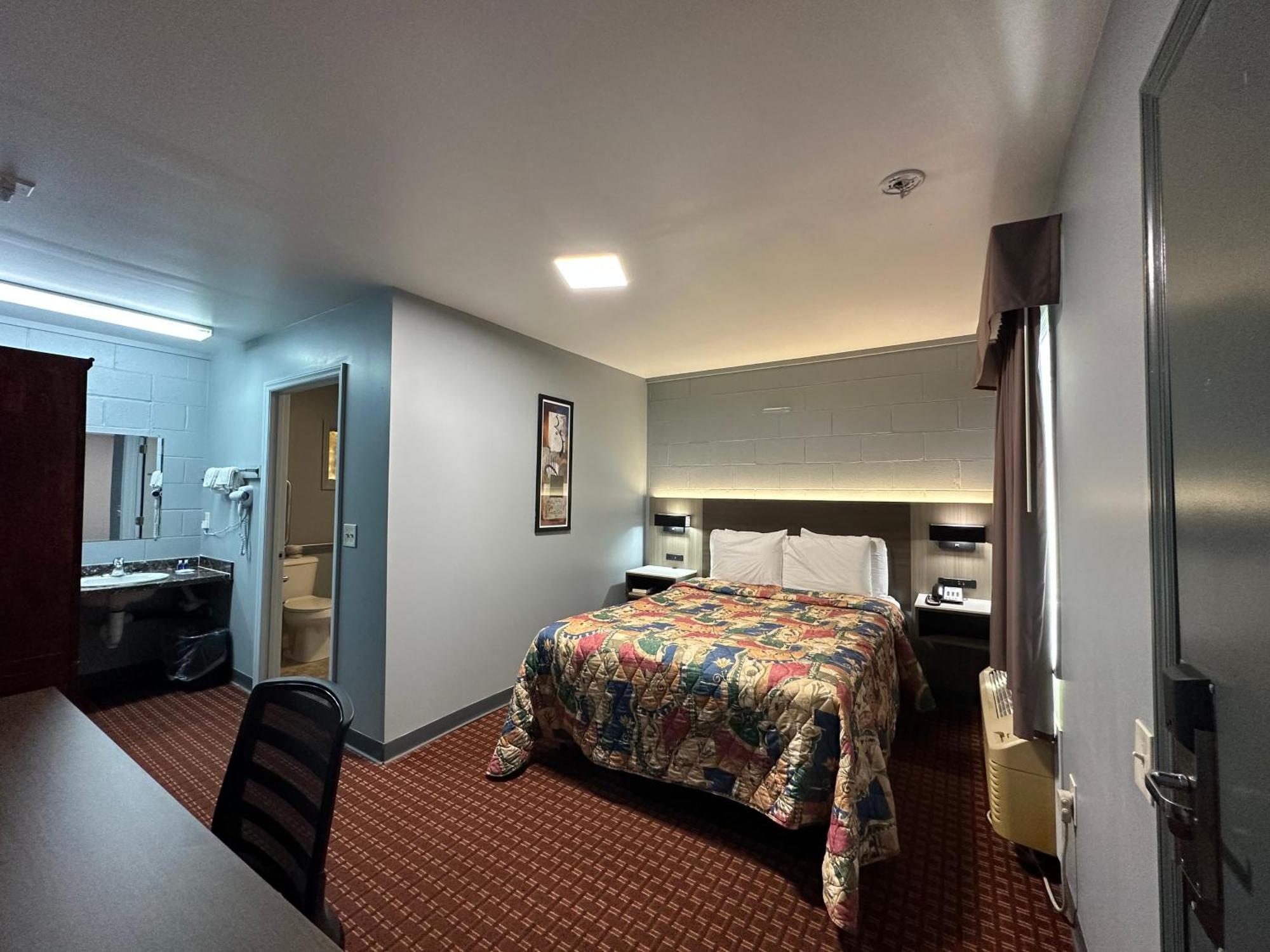Walhalla Rodeway Inn & Suites מראה חיצוני תמונה